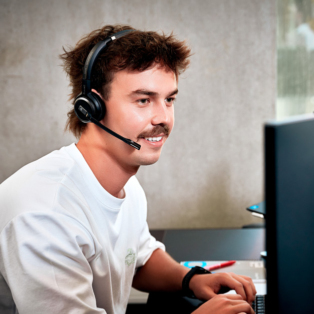 Ansatte registrerer nemt tid