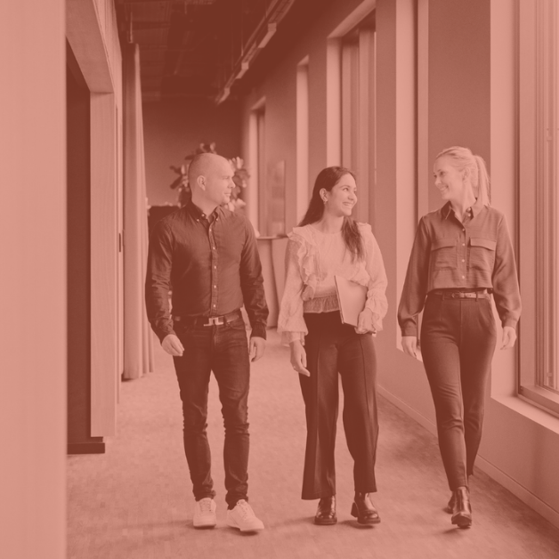 Ansatte får løn til tiden